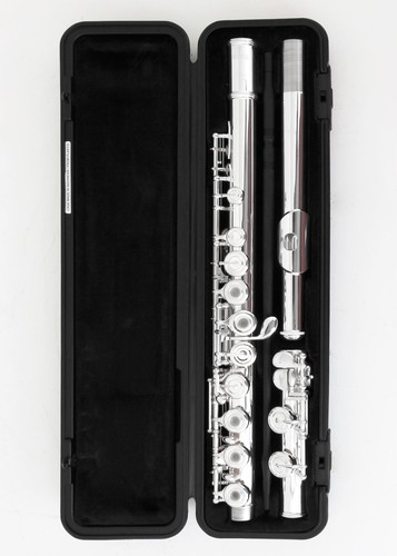 Yamaha YFL-272 flute-01