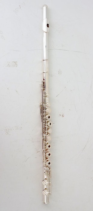 Yamaha YFL-272 flute-02